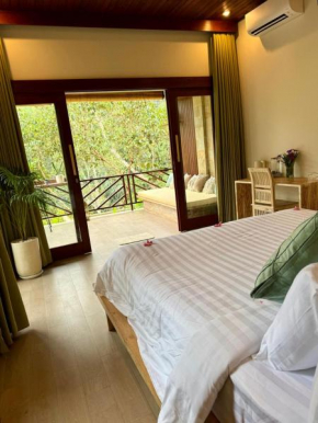 Superior One-Bedroom Apartment With Balcony